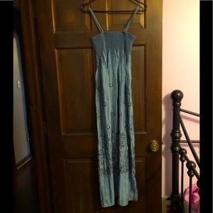 One size maxi dress by Lapis